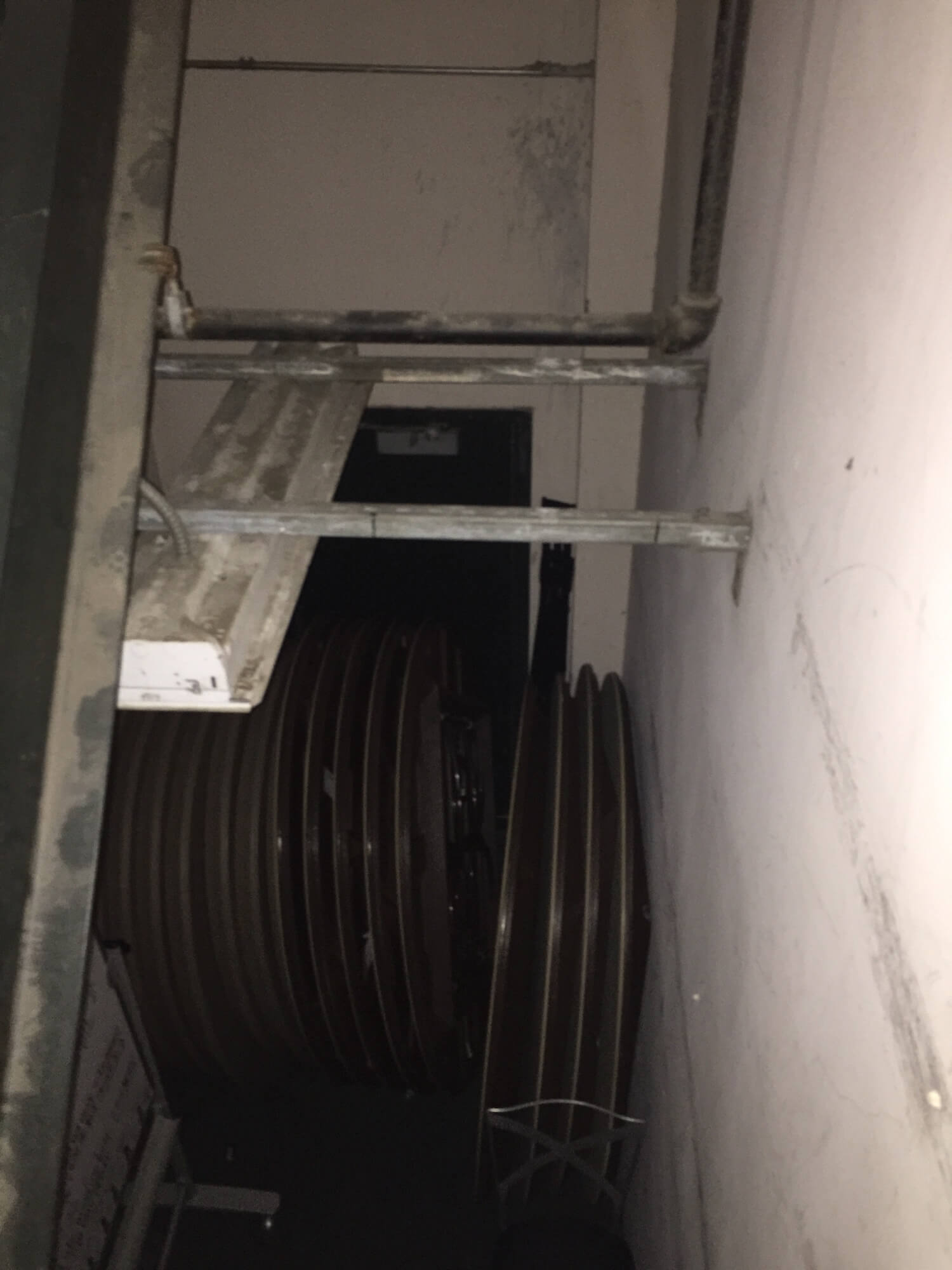 closet-entrance