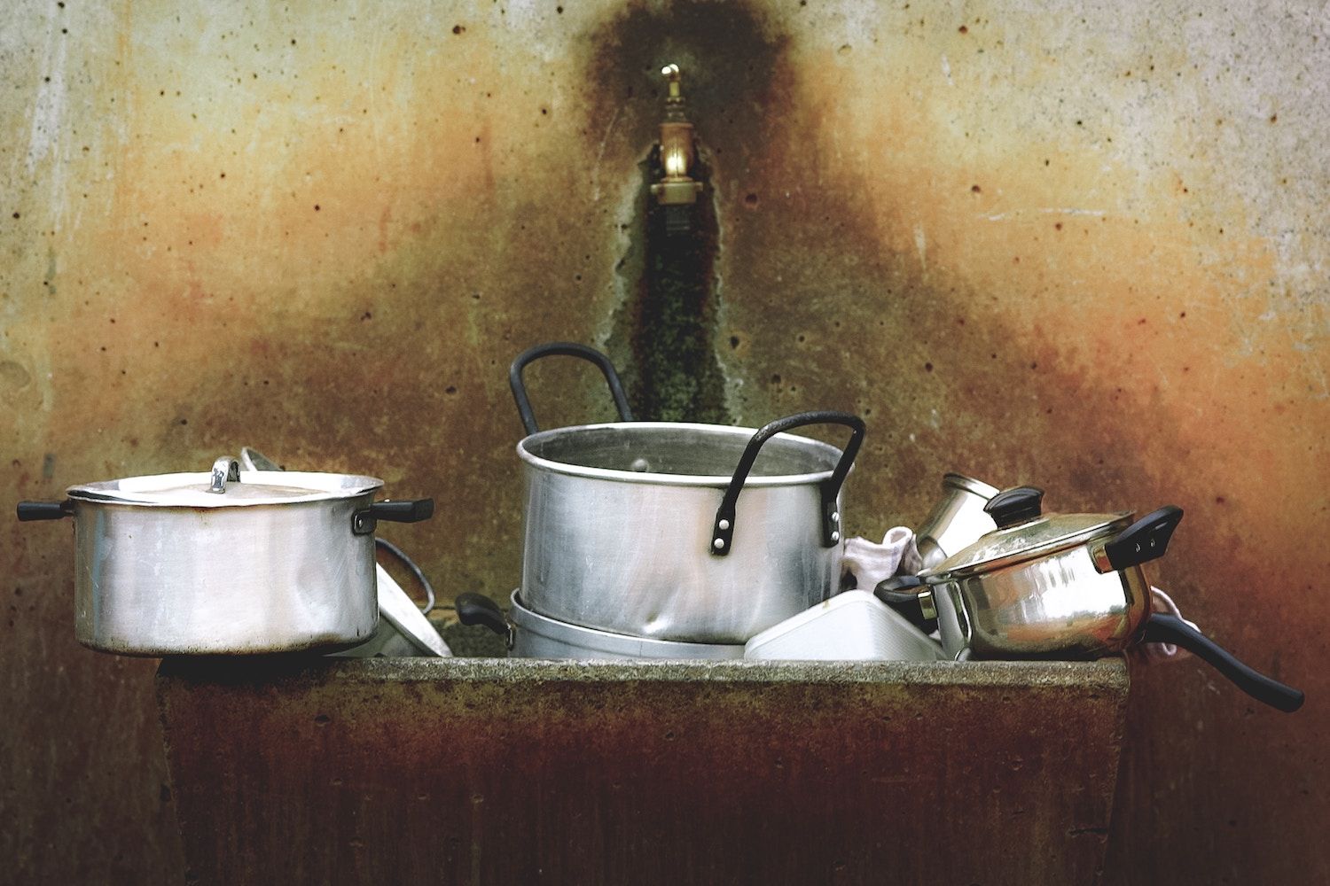 pots-and