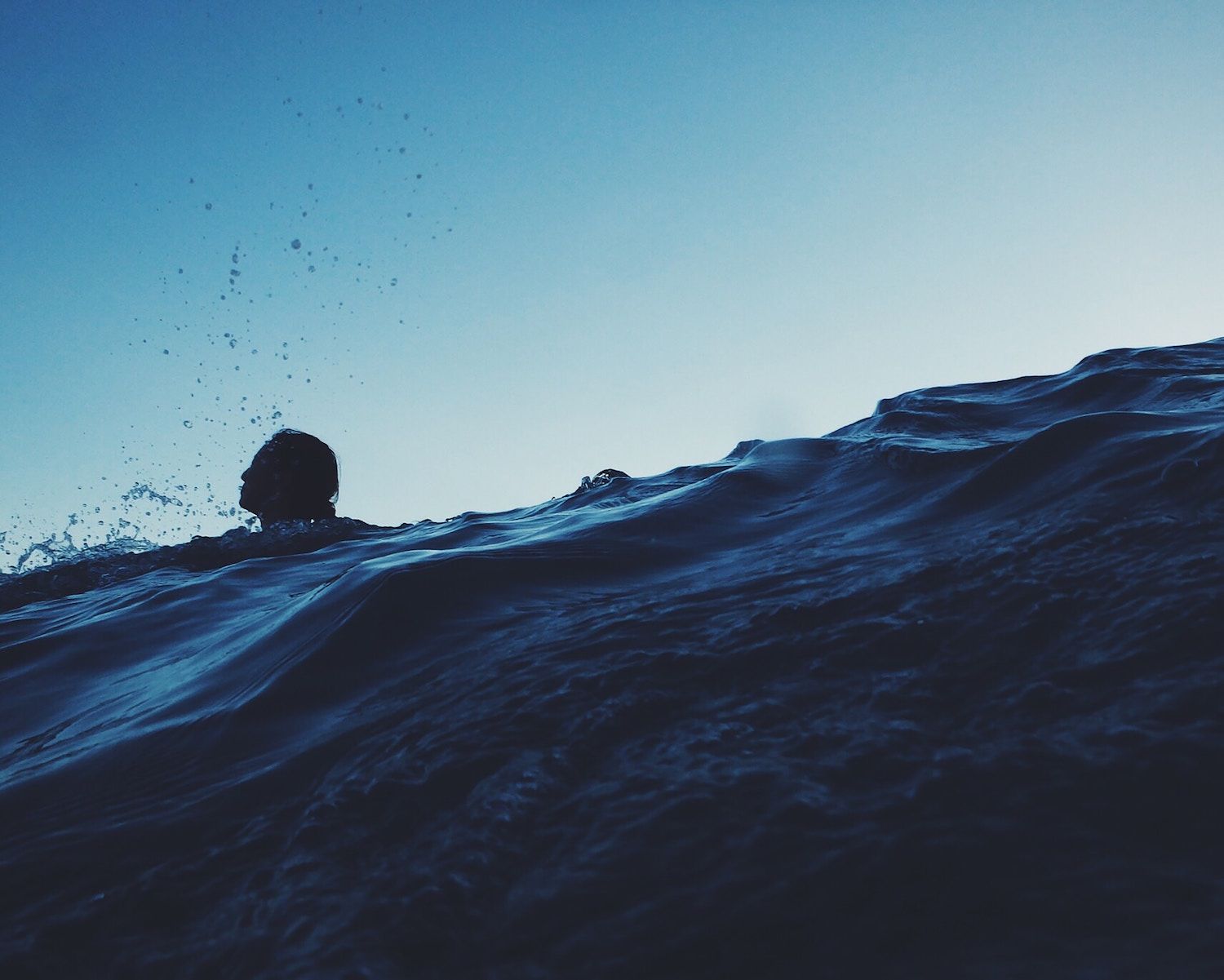 sinking-swimming